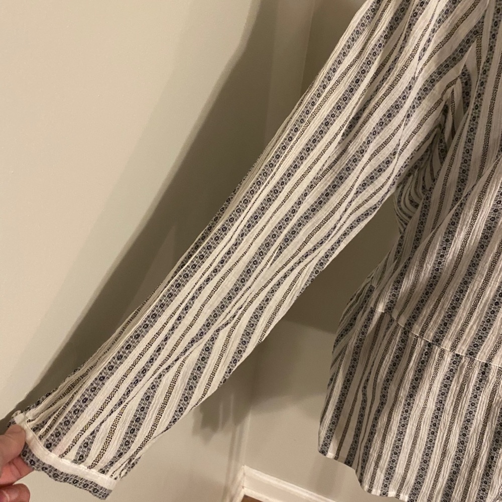 JJill Woven Striped Button Front Tunic - Picture 5 of 10